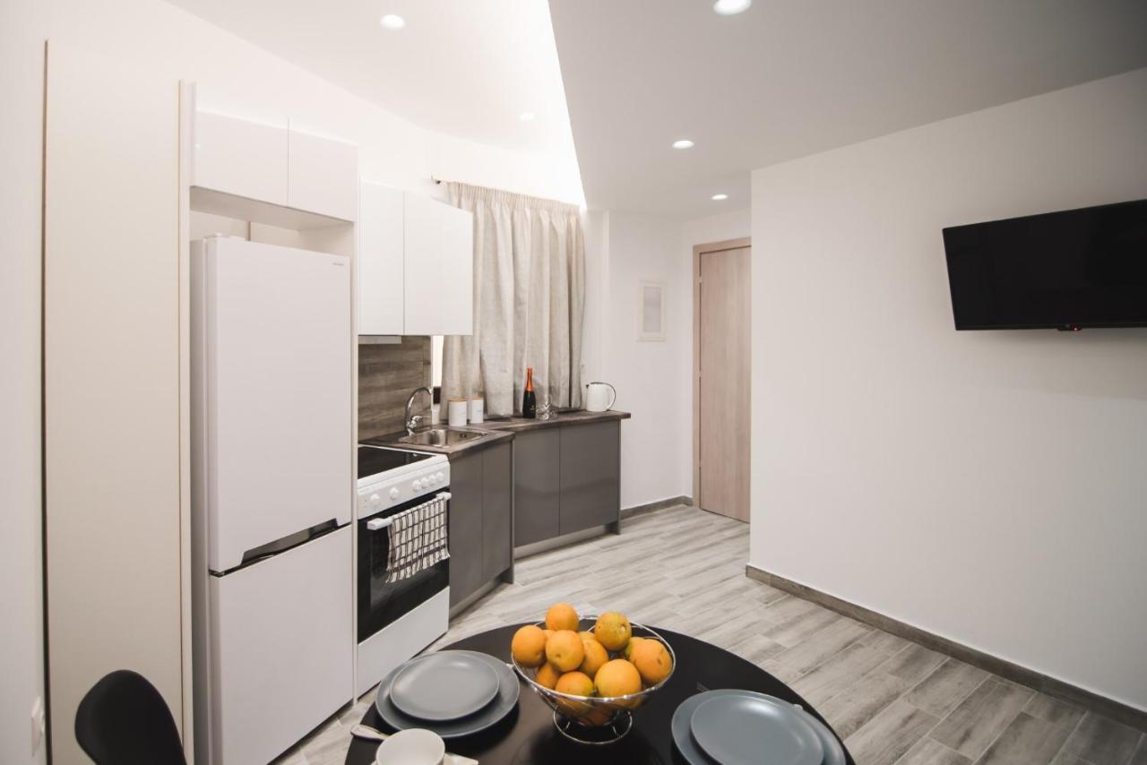 Contemporary Historic Center By Corfuescapes Apartament